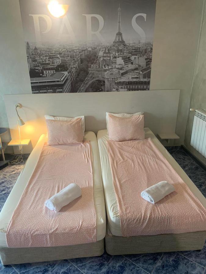 Roger'S Hotel Русе Экстерьер фото