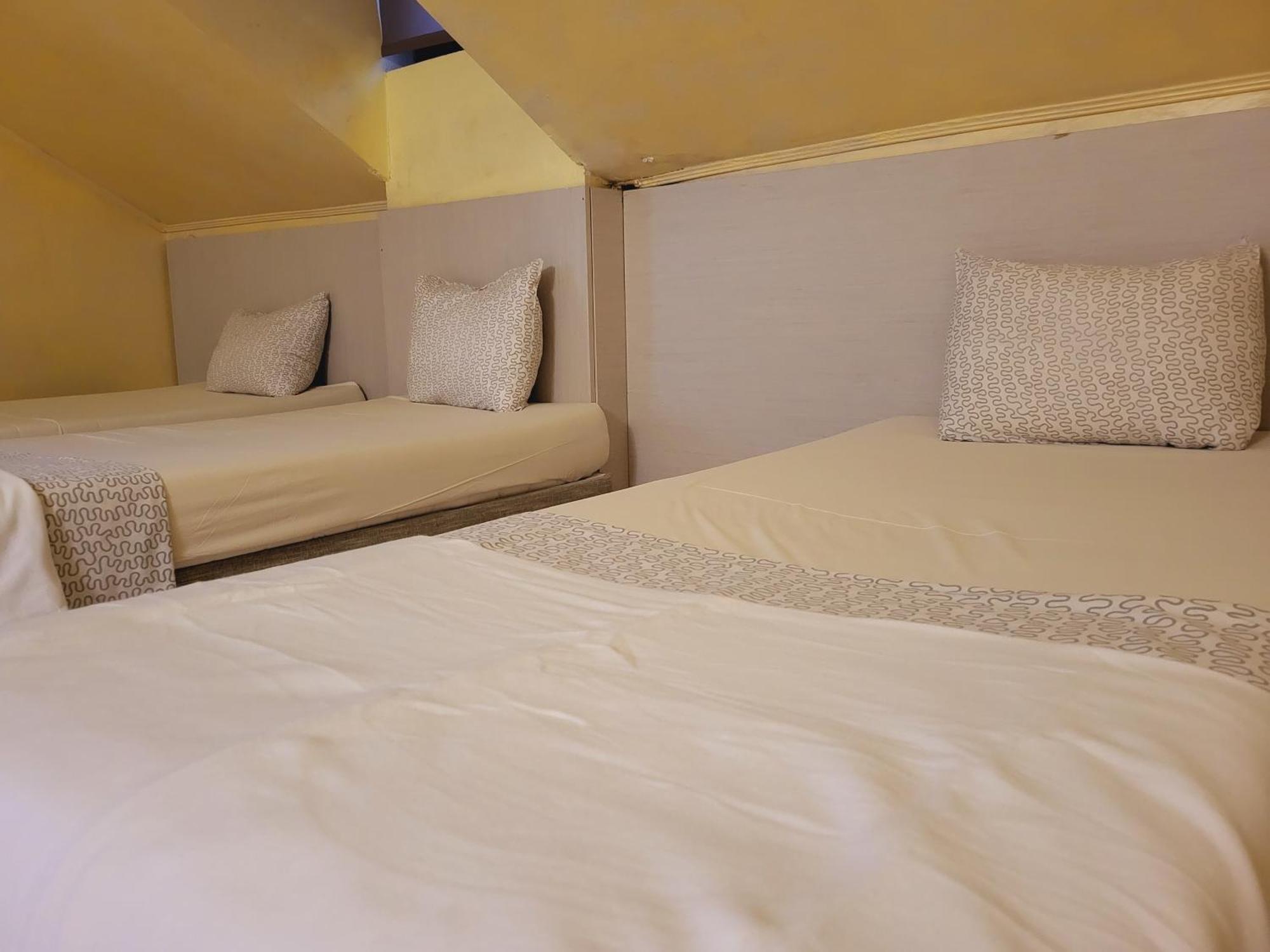 Roger'S Hotel Русе Экстерьер фото