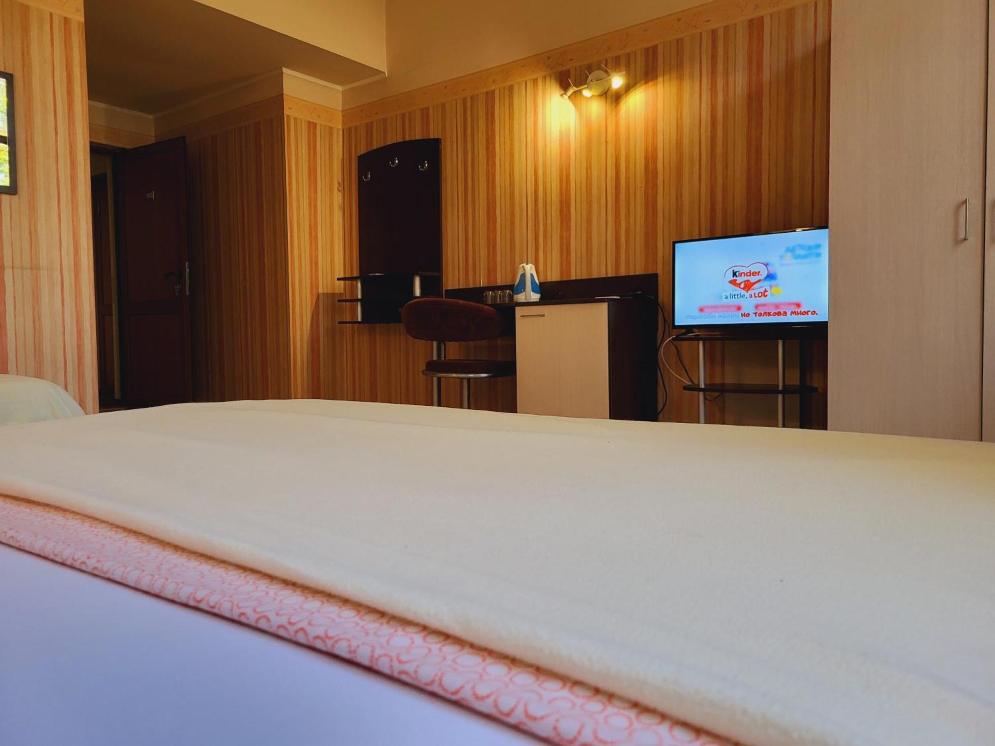 Roger'S Hotel Русе Экстерьер фото
